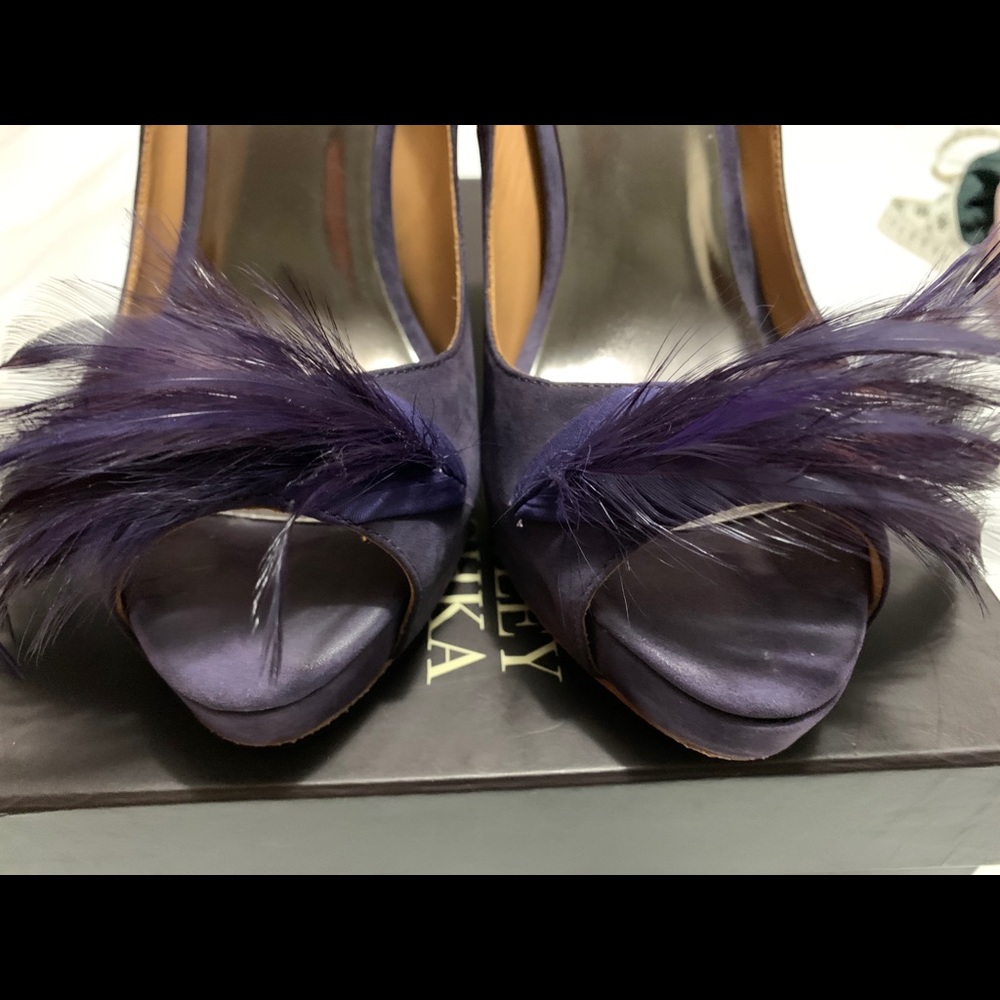 Shoes - Picture 6 of 16